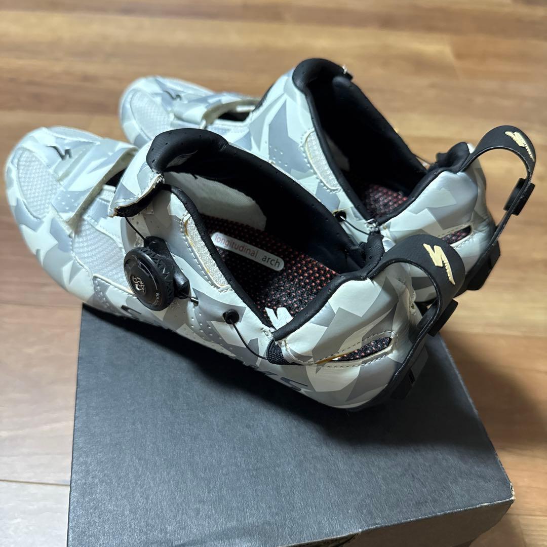 S-Works trivent 自転車シューズ ホワイト・グレー・ブラック