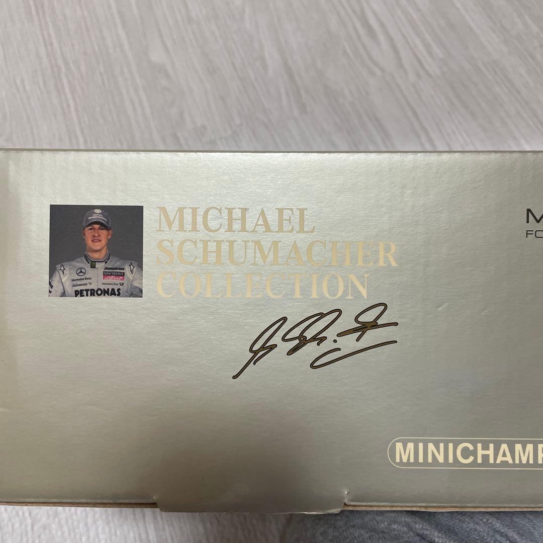 F1 ミニカー　1:18 Mercedes ミハエルシューマッハ