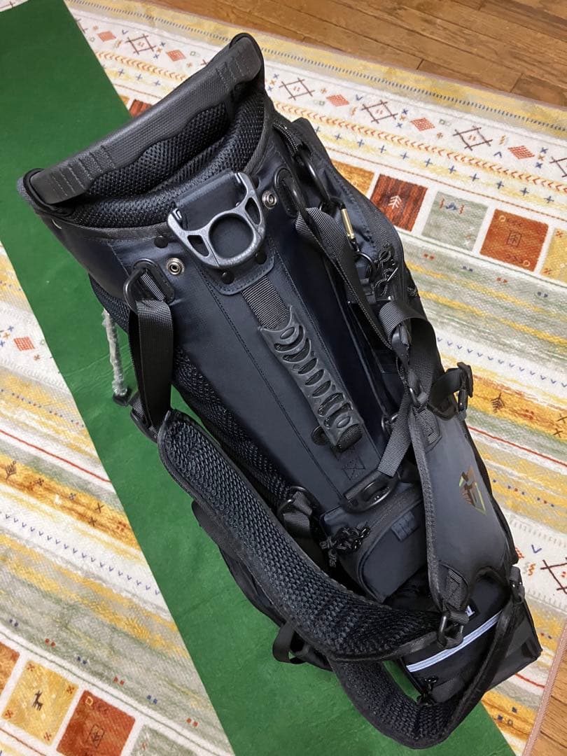 NEW ERA スタンド付きゴルフバッグ ブラック