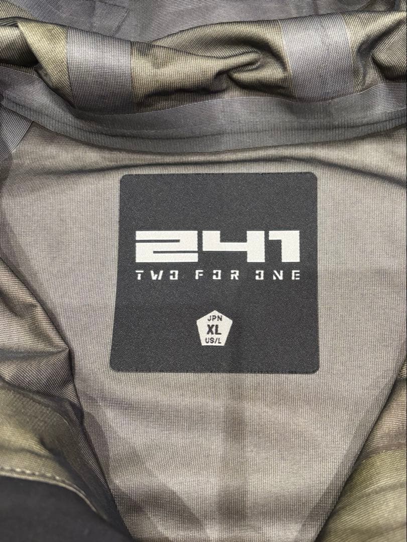 241 スノーボード ウェア　プルオーバー　GORE-TEX カーキXL