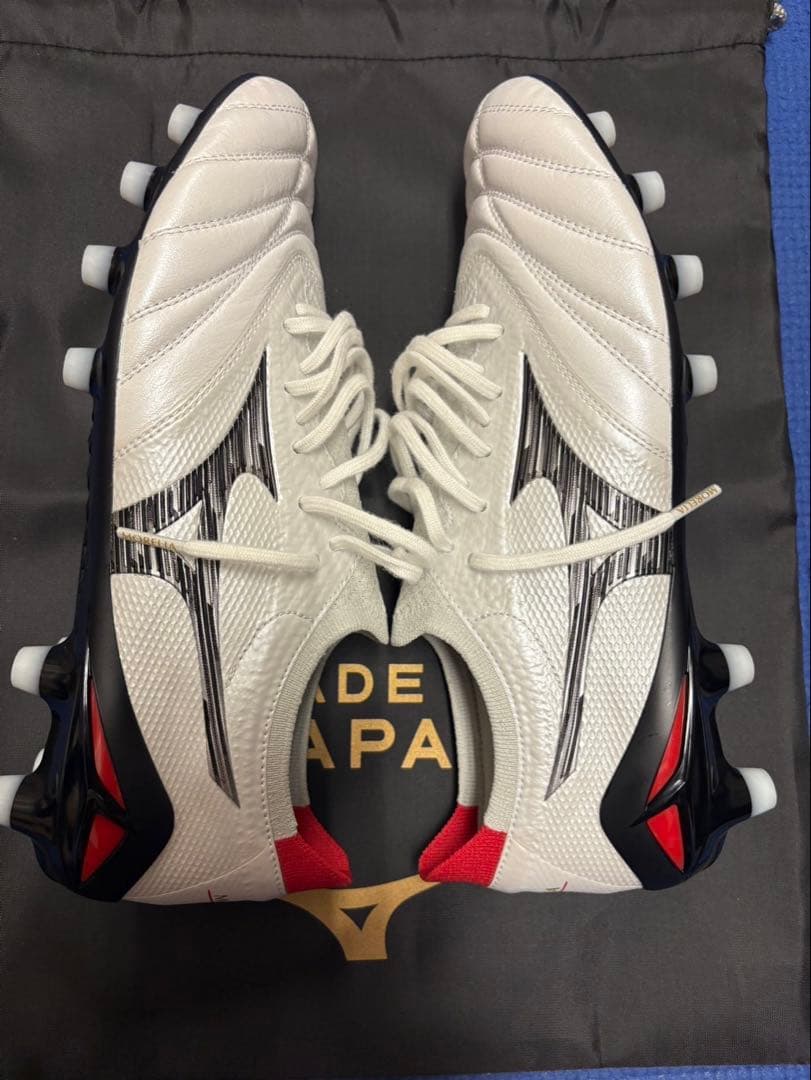 モレリアネオ4ベータ　25.5cm