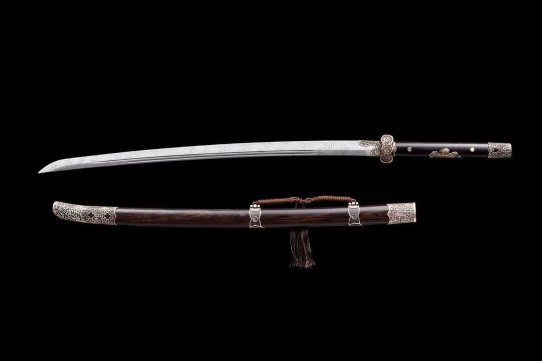 【大馬繍春刀】古兵器 刀装具 日本刀　模造刀 居合刀 武士道 鑑賞用 美術刀