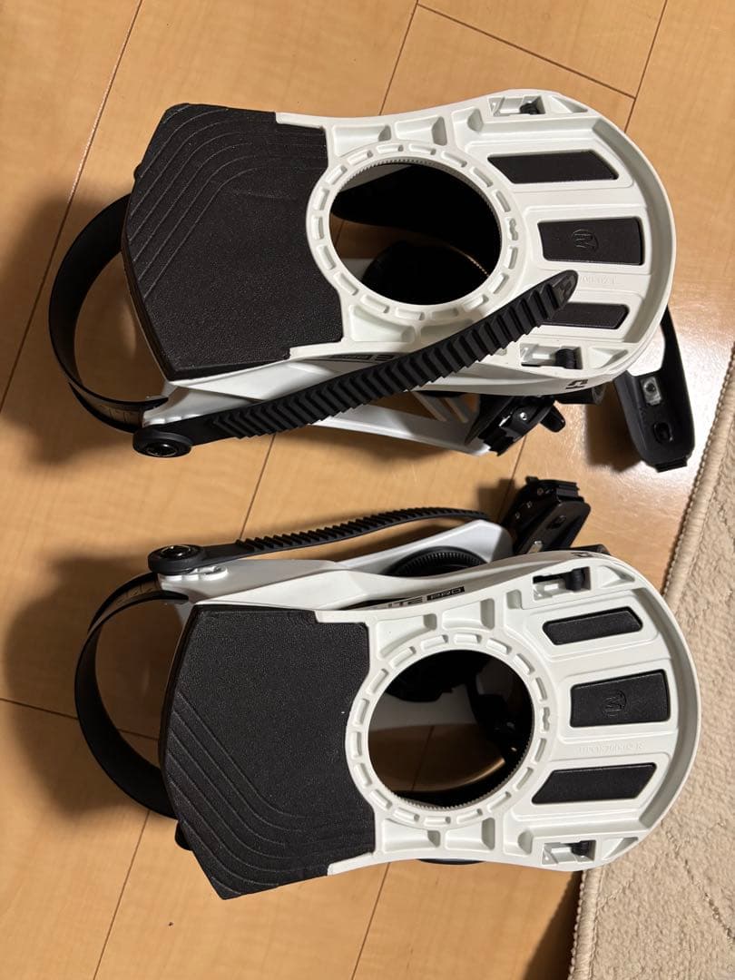 スノーボード ビンディング ユニオン　フライトプロ　ホワイト