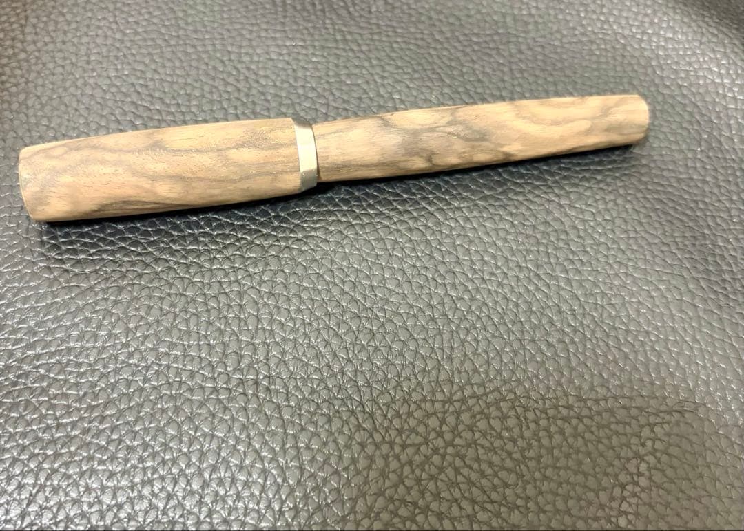 n*u様 ☆工房楔 黒柿孔雀杢 万年筆 ペン先F 数回使用のみ美品☆