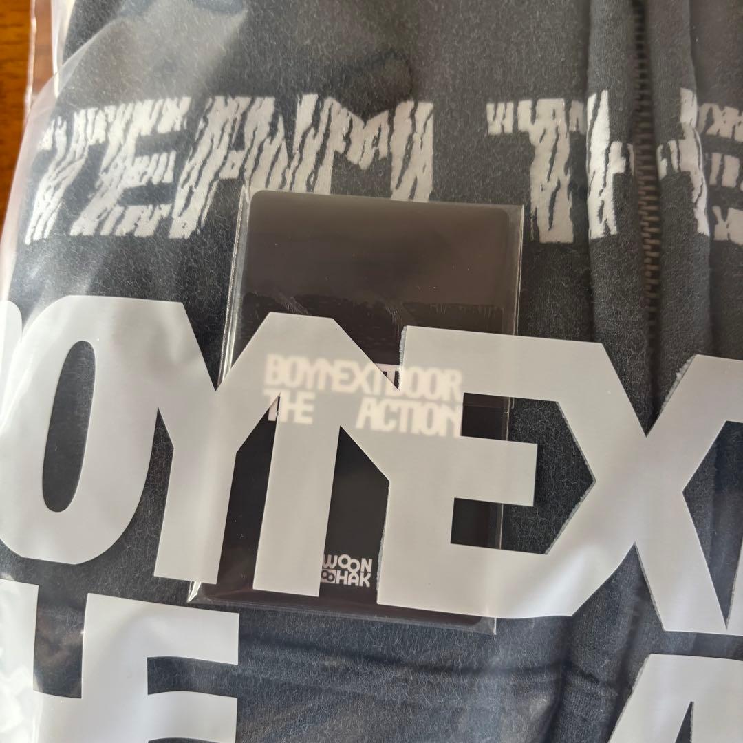 【トレカ付き】BOYNEXTDOOR The Action フーディー