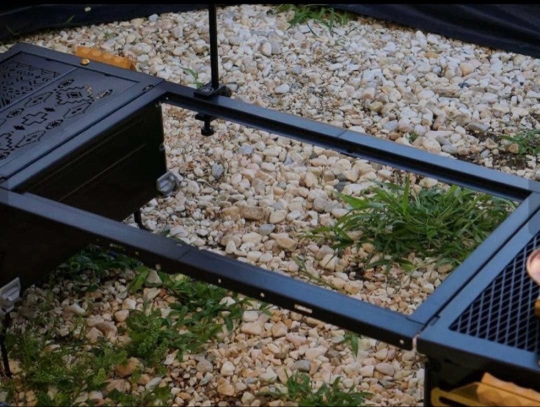 802products アウトドアテーブル フレーム 真鍮天板　peak