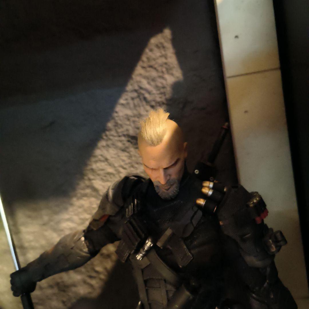 ホットトイズ1/6スケール　デス・ストローク ナイトメアカスタマイズ