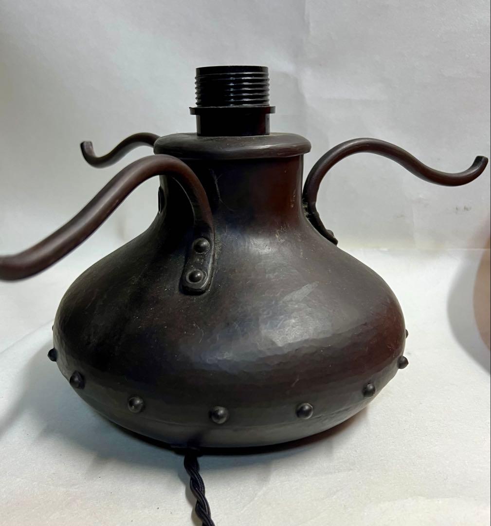 ロッジ•マイカランプ　アーツ&クラフツの金属工芸家ファン•エルブ作