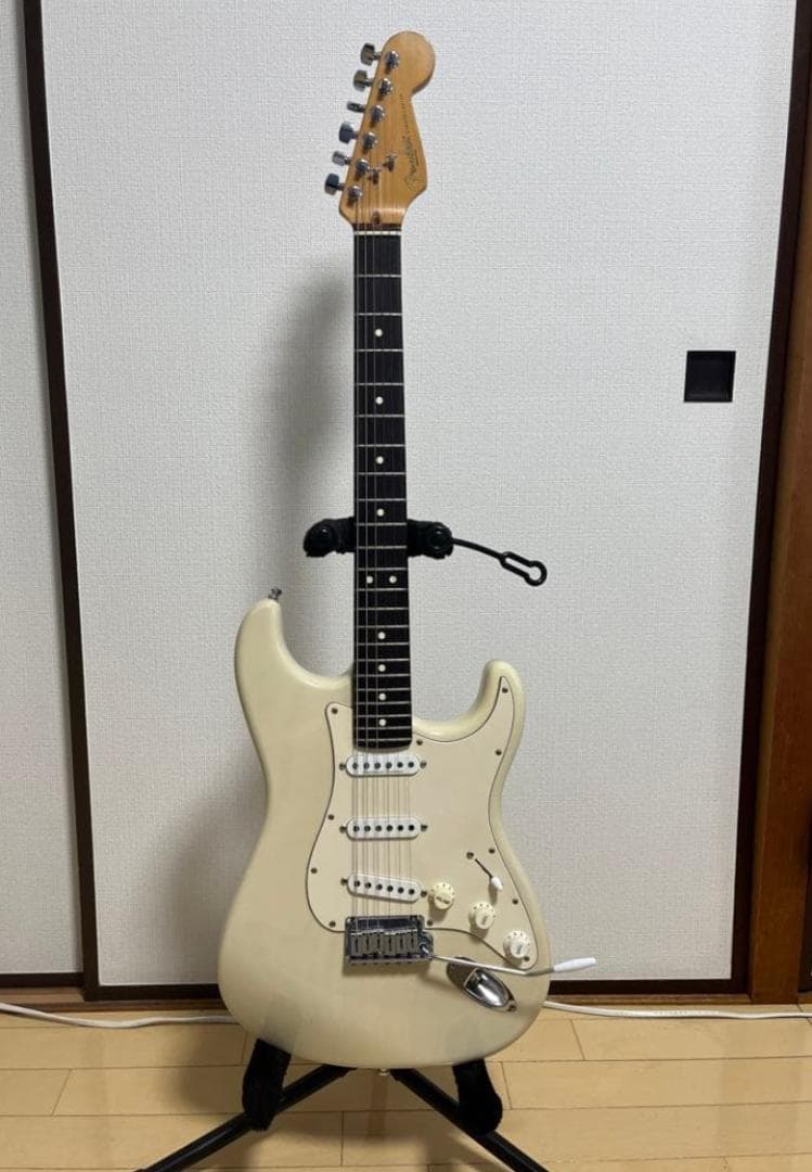 ギター Fender USA AmStd Stratcaster Ash 1999