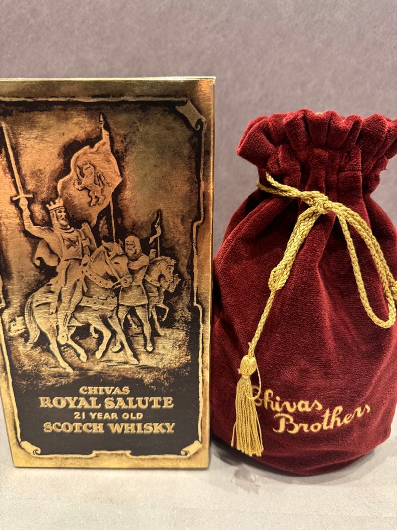 【未開栓】 SALUTE　ロイヤルサルート21年　陶器ボトル　赤　古酒