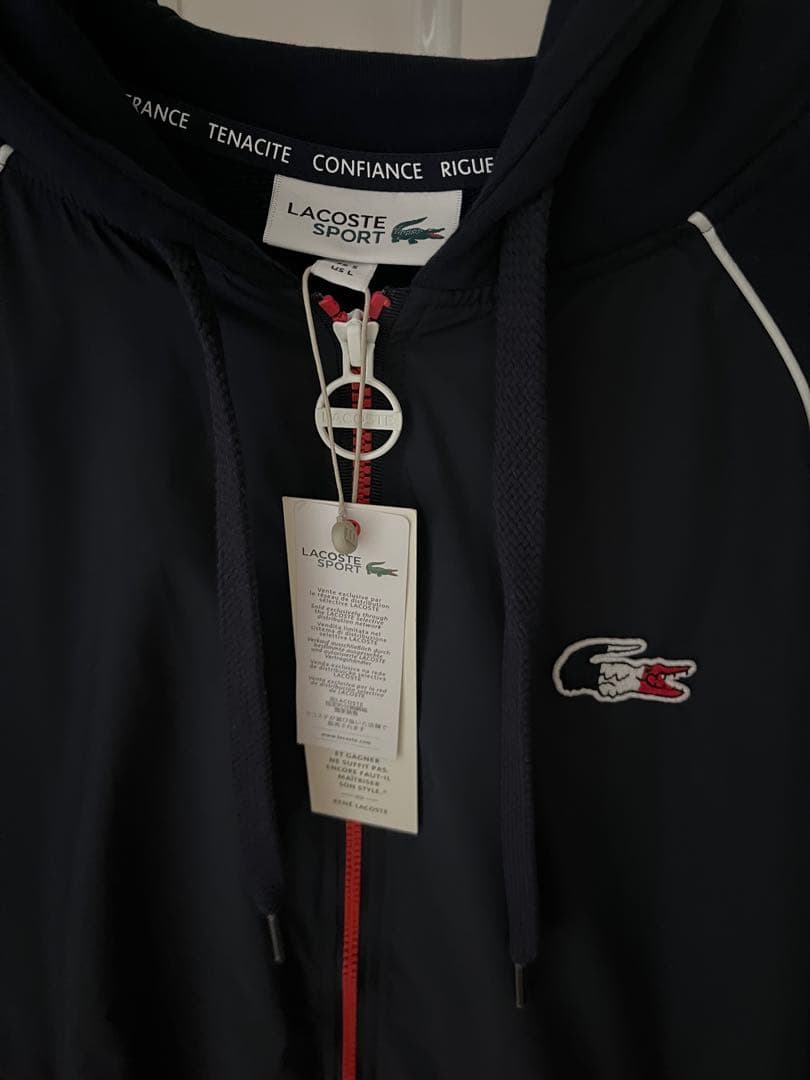 【未使用タグ付き】ラコステ　LACOSTEフード付きジャケット ネイビー