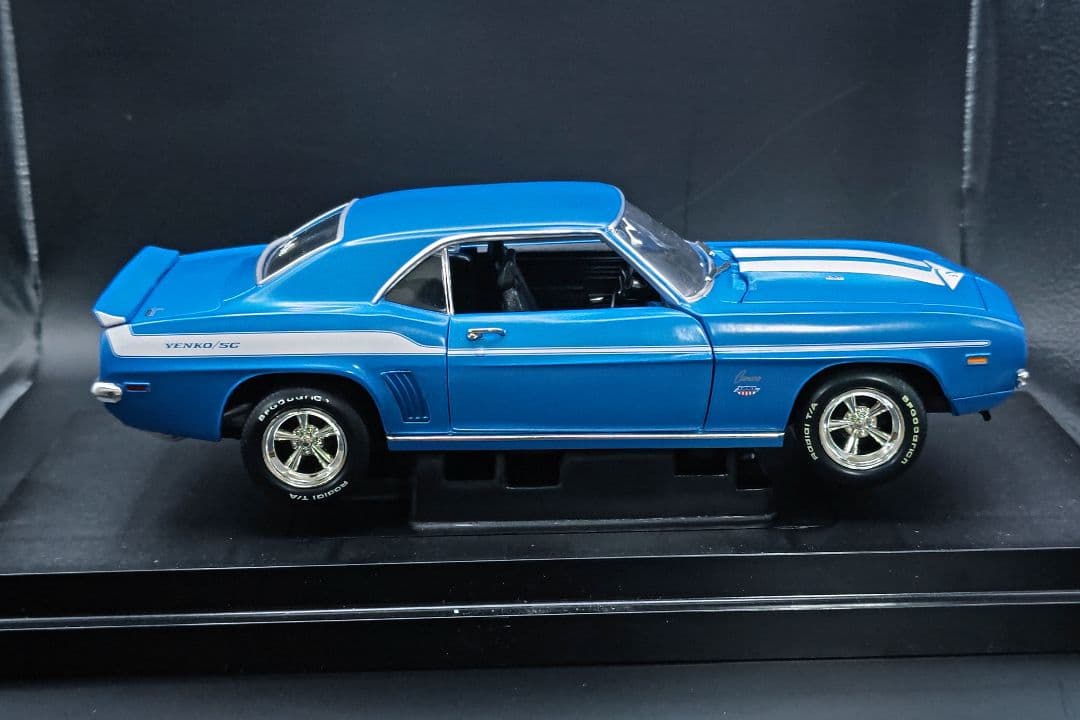 ワイルドスピード 1969 Yenko Camaro 
1/18