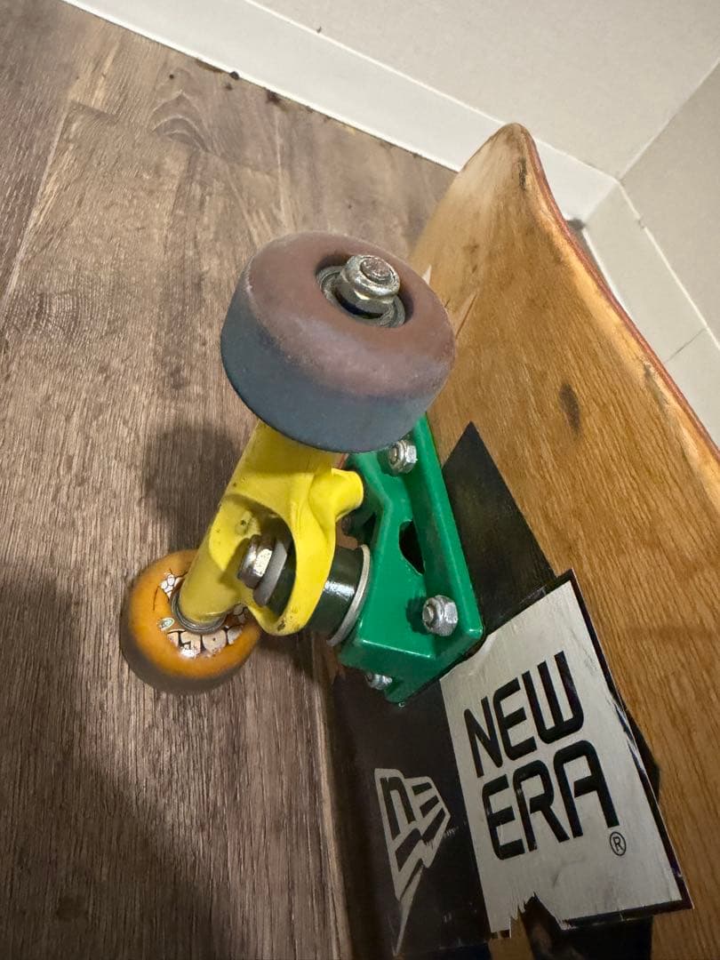 スケボー　ベンチャートラック　板