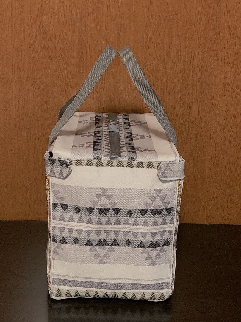 しゅんすけ様③　体調不良時の通院や災害避難用に便利な遮光キャリーバッグ