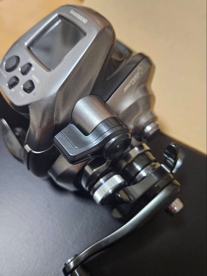 シマノ　新品最安値！24フォースマスター2000