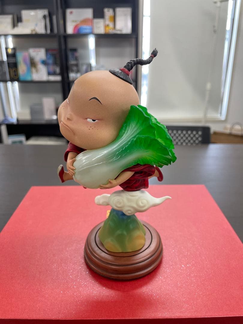 白菜を持つキャラクターフィギュア　市場流通のない絶版フィギュア