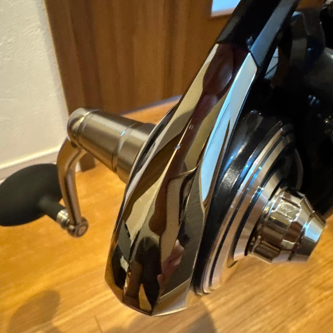 ダイワセルテート18000H スピニングリール 多色ライン