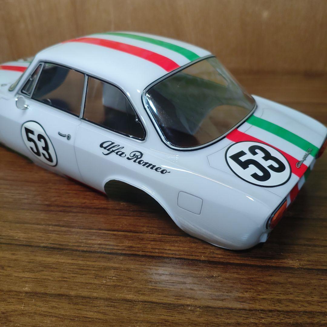 タミヤ　アルファロメオ　ボディ　ブライトレッド　ホワイト セット