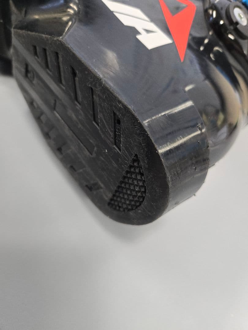 スキー 25.5cm AVIRIVA HORNET Re:HORNET120