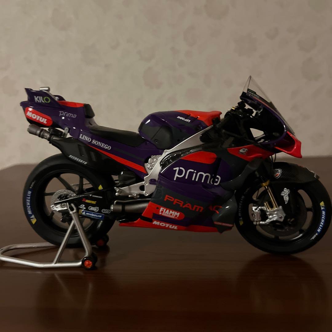 kiloworksプラマック・ドゥカティ 1/12 MotoGP 2024