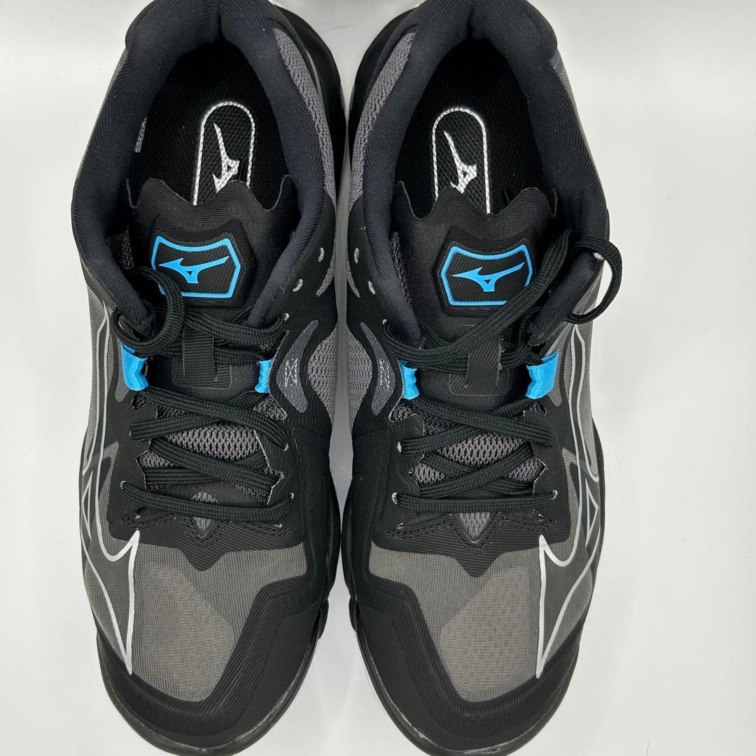 【未使用】ミズノ ウェーブライトニングZ8 バレーボールシューズ 26㎝　黒