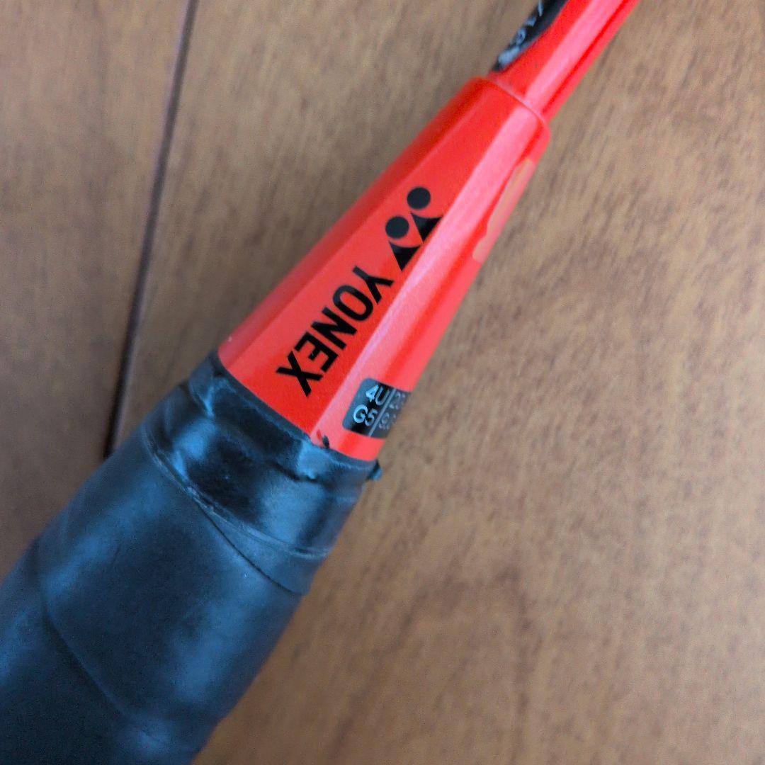 値下げ美品YONEX バドミントンラケット 4U G5、すぐ使用可能