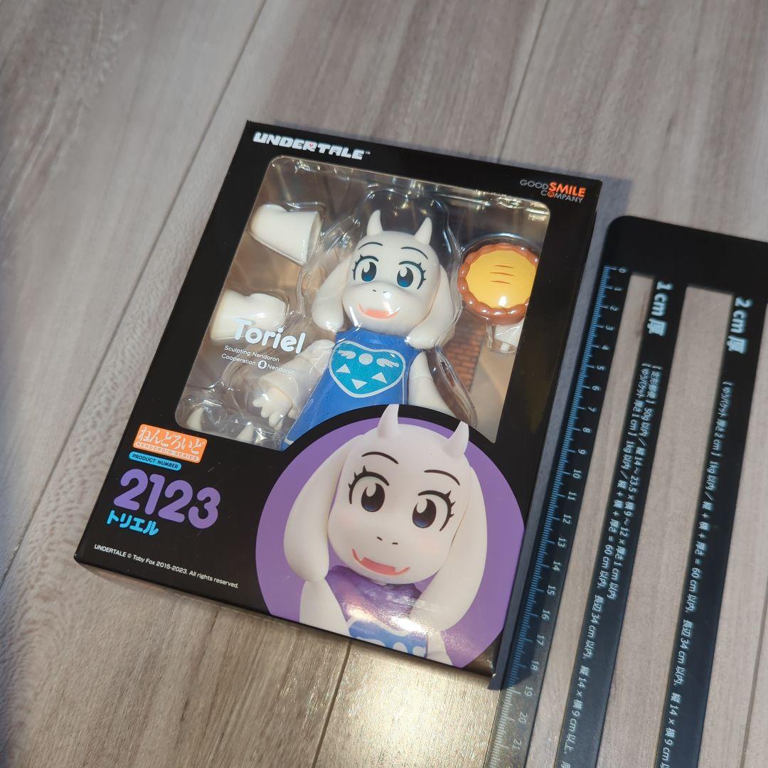 ■　undertale　トリエル　フィギュア　ねんどろいど　アンダーテイル