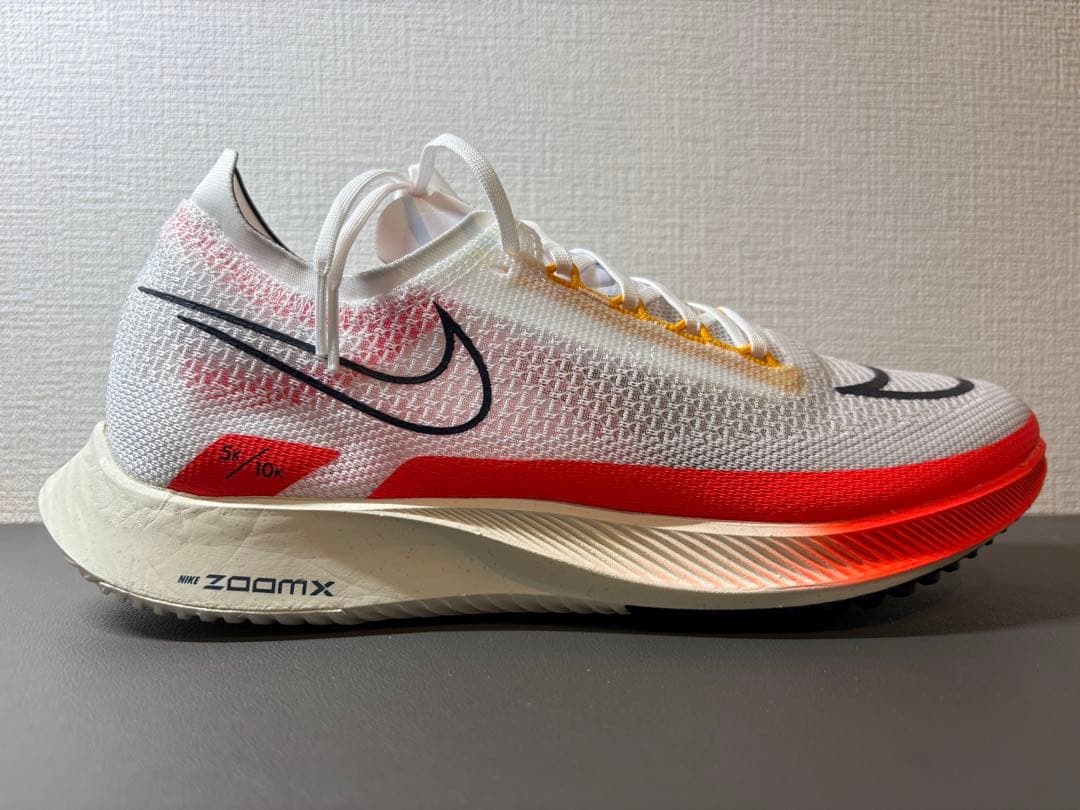 Nike ZoomX Streakfly 26.0cm （DJ6566-102）