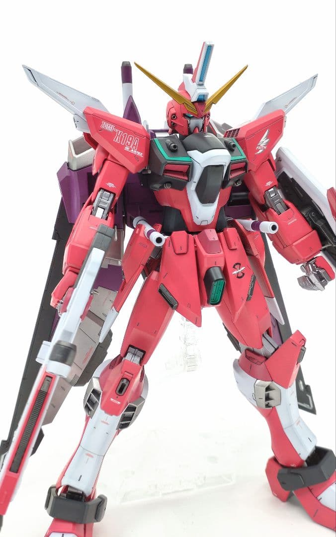 MG ∞ジャスティス ガンダム / 塗装済み　完成品