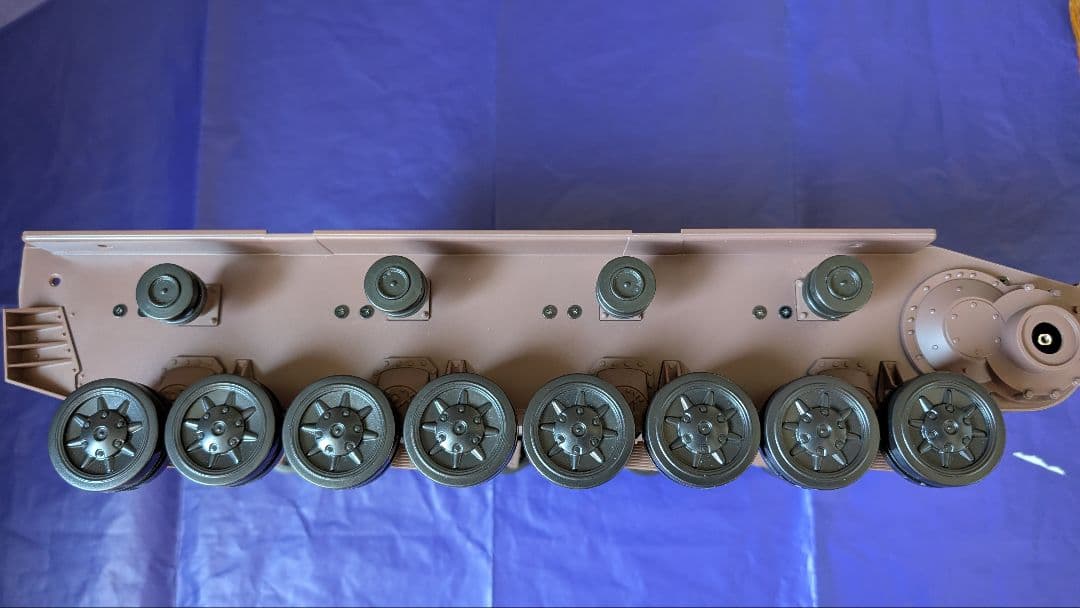 パ*キ様 今月末まで出品！アシェットガルパン増刊号からNO85巻まで製作済み