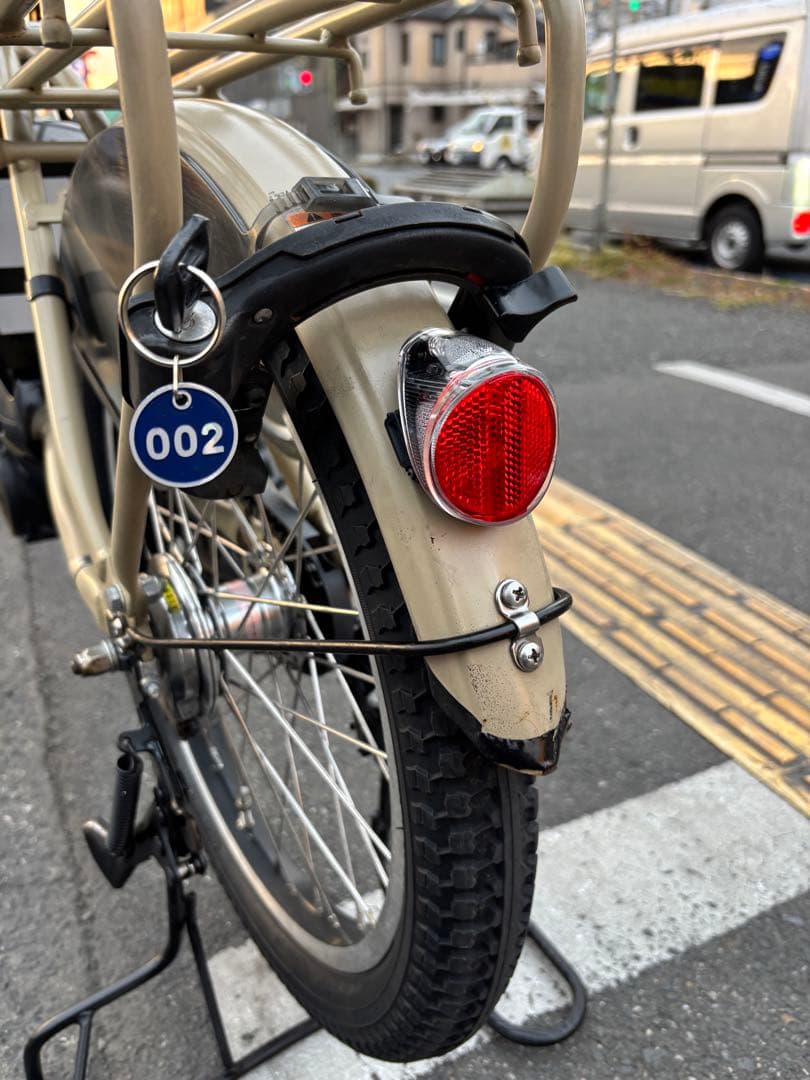 中古20㌅YAMAHA電動アシスト自転車　12.8Ah 大阪　002番