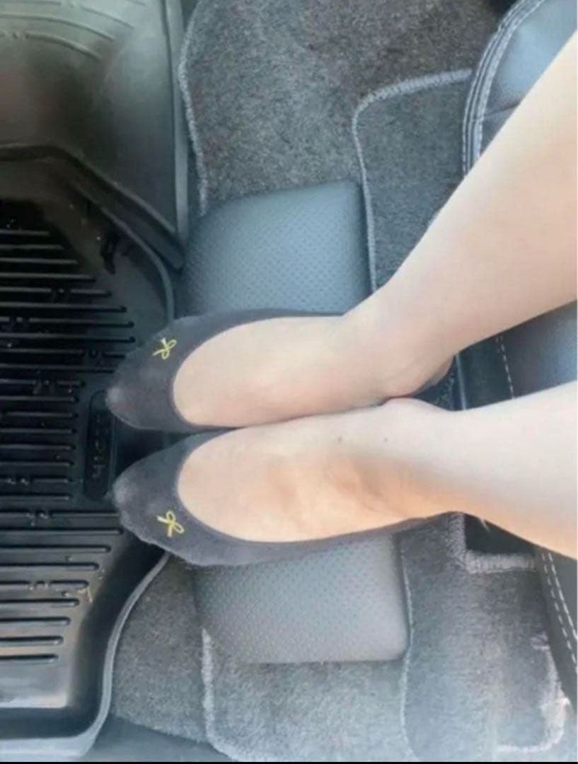 ハイエース200系　スーパーGL フットレスト　運転席側&助手席側　足おき台