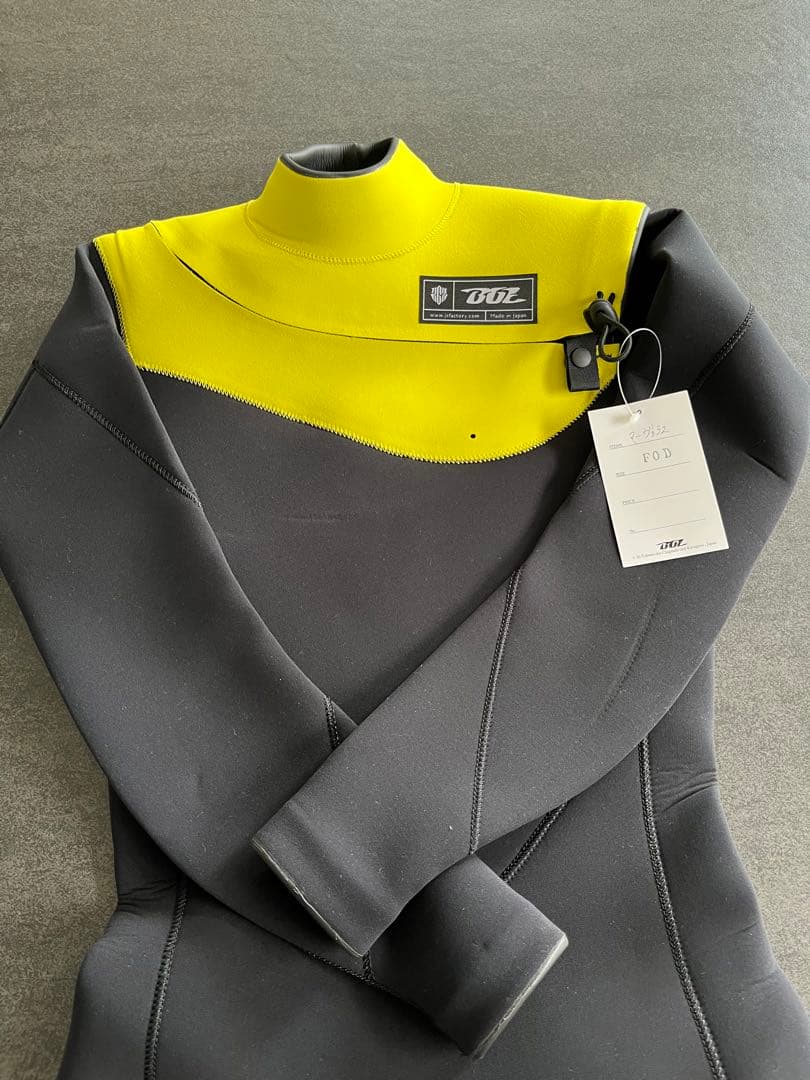 BGZ 3/2mmロンスプウエットスーツ　新品未使用