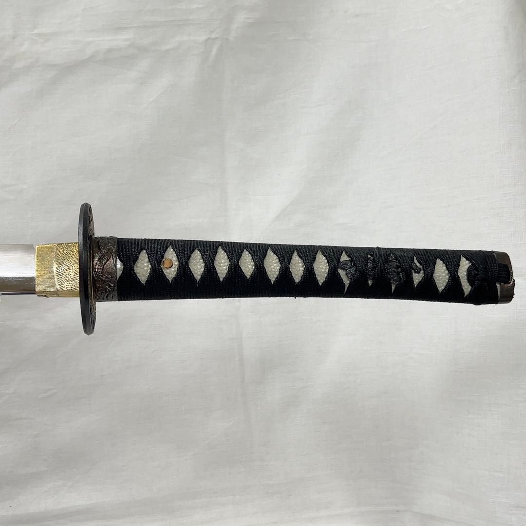 【模造刀】太刀 鉄鍔 鷹 松 縁起 図 全長99.0センチ 日本刀 刀剣 黒鞘