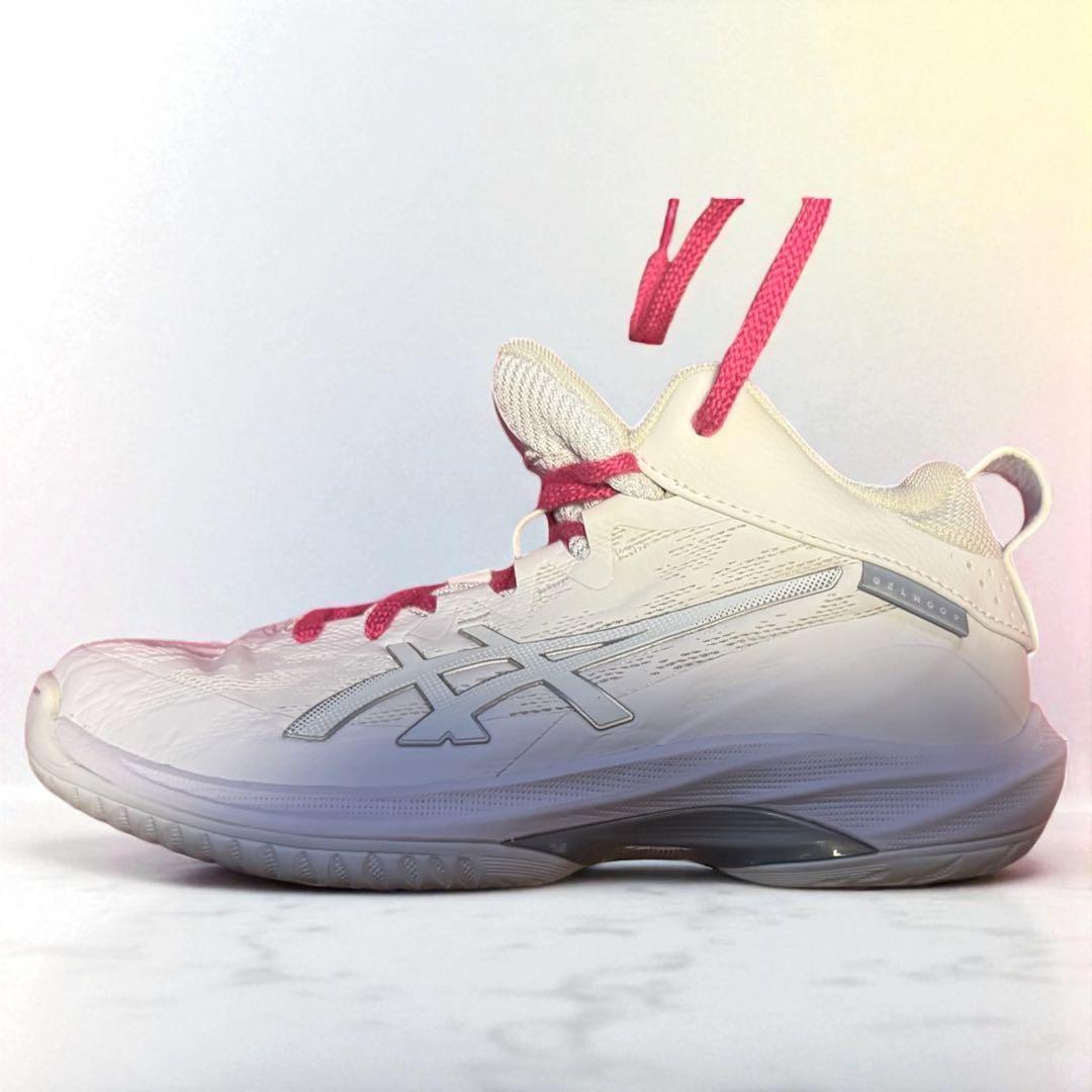 ASICS バスケットシューズ ハイカット ホワイト/ピンクタイムサービス中‼️