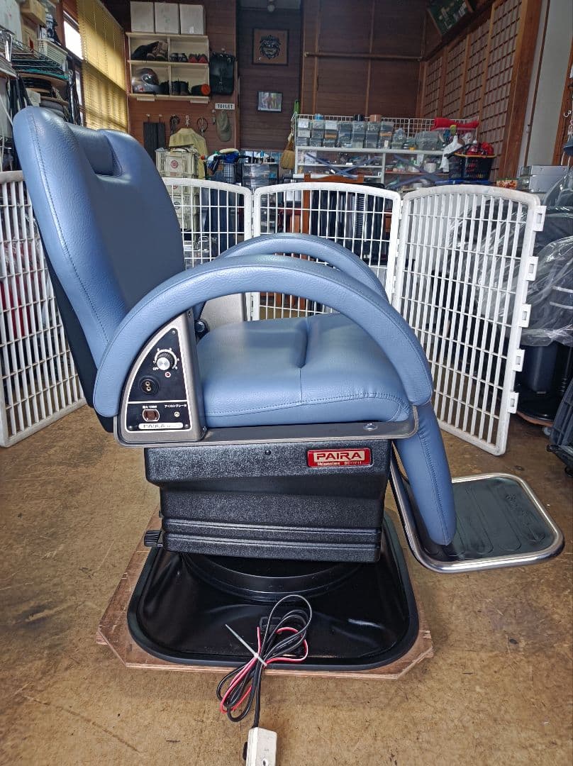 理容機器　新明和椅子　ペアラ