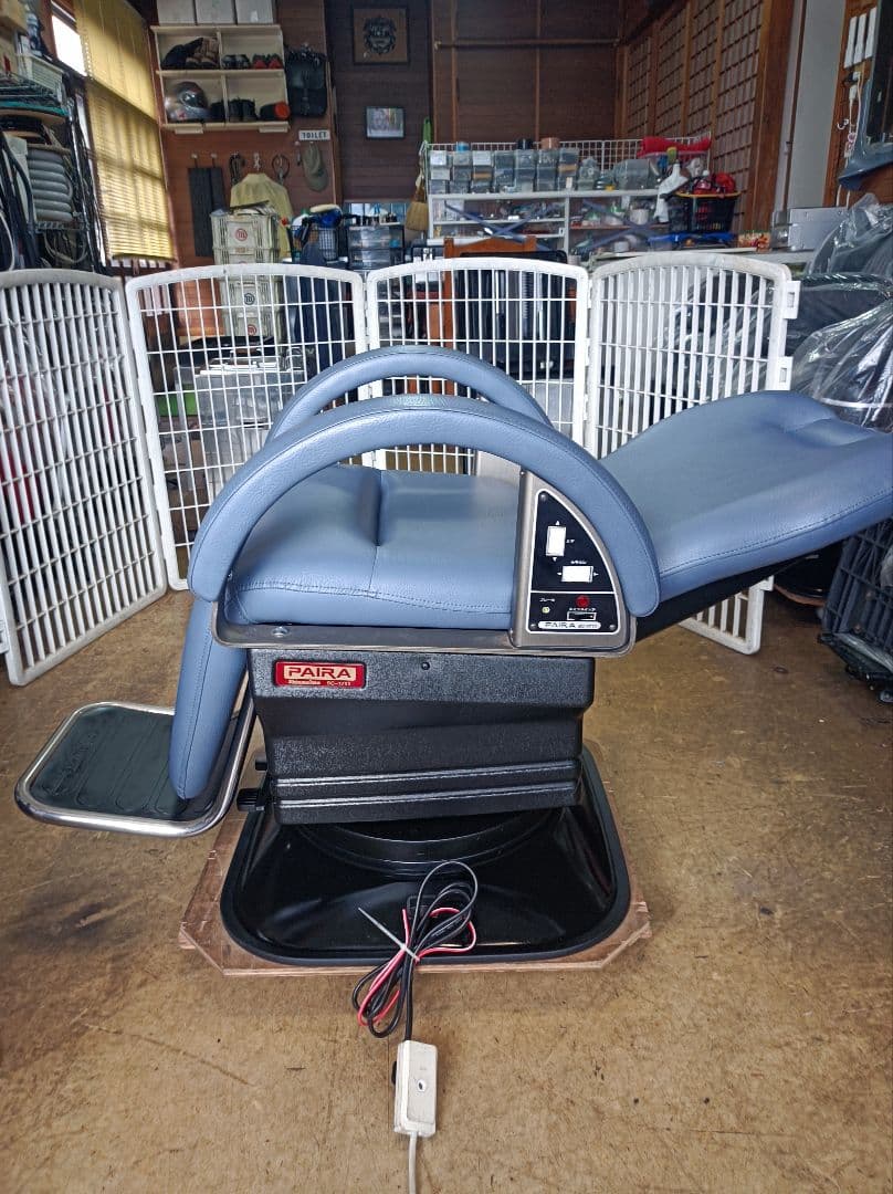 理容機器　新明和椅子　ペアラ