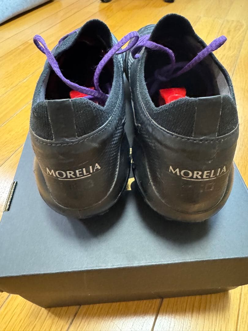 【限定モデル】ミズノ モレリア4 β