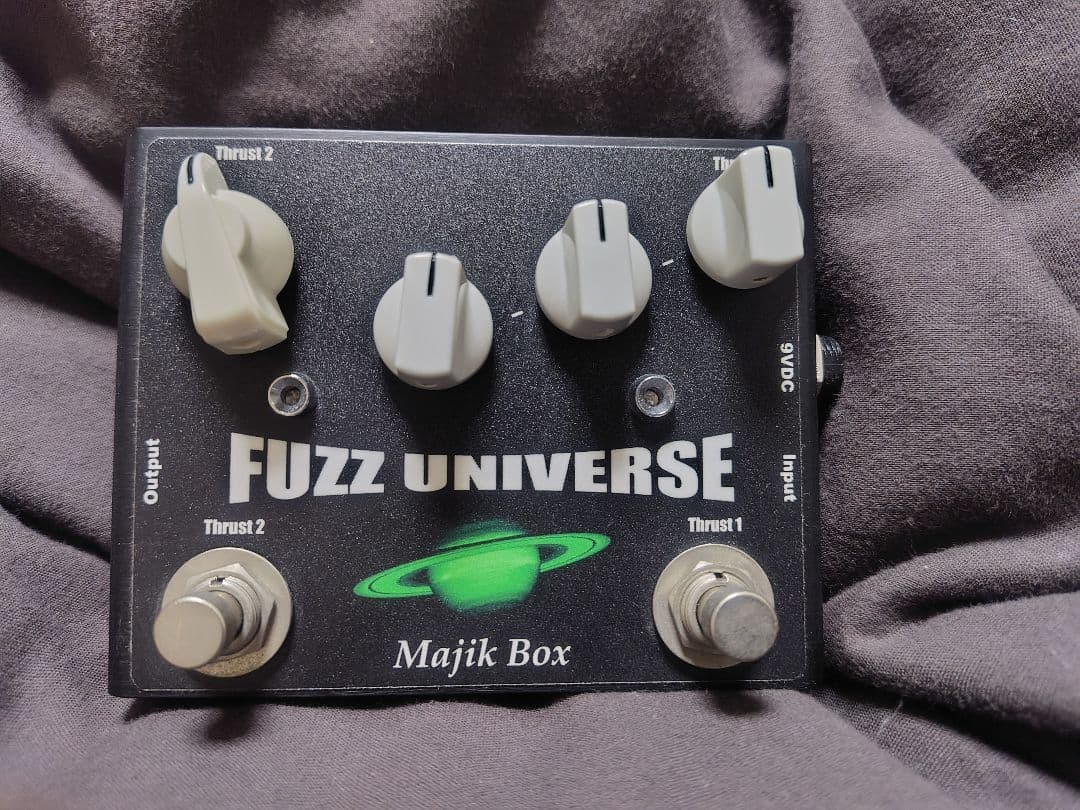 Majik Box エフェクター　FUZZ UNIVERSE FU-2
