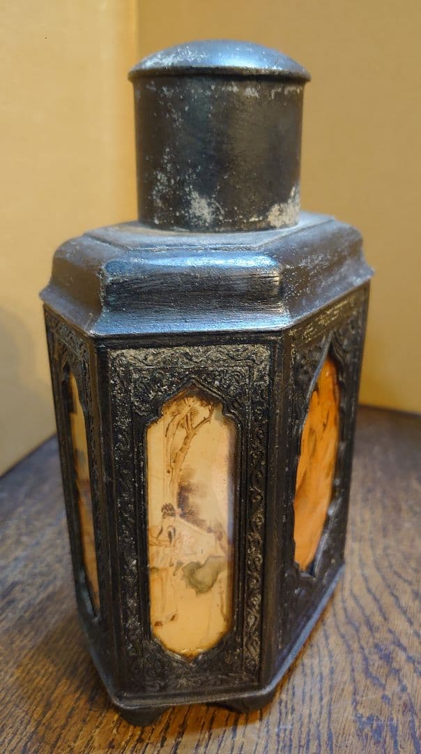 【中国古玩】『錫六角型ガラス絵入茶壺』底面に刻印有り。高さ18.5cm