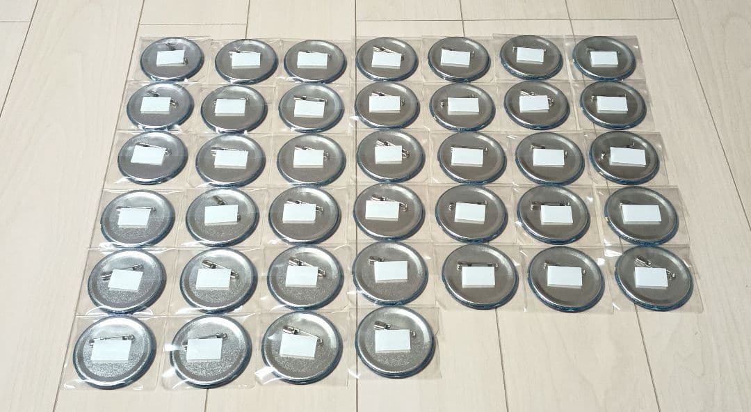 鏡音レン　kawaii fashion　地雷　等身　ホログラム缶バッジ