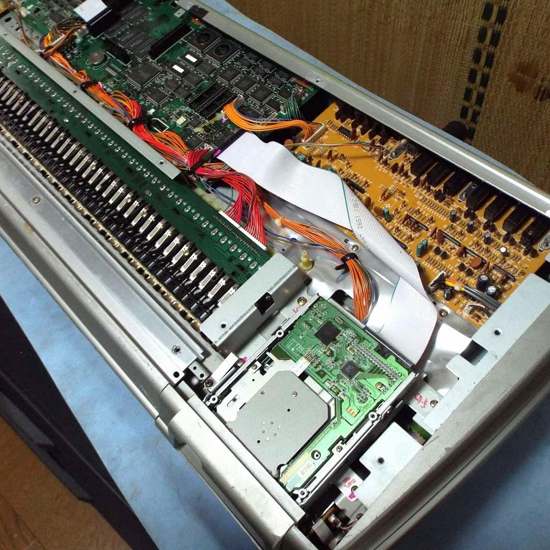 美品_最近液晶難有_KORG TRINITY 61鍵_FDD交換_大量取説新品