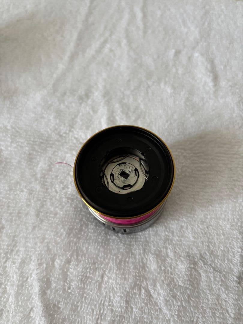 シマノ17ツインパワーXD C3000HGスプール未使用品