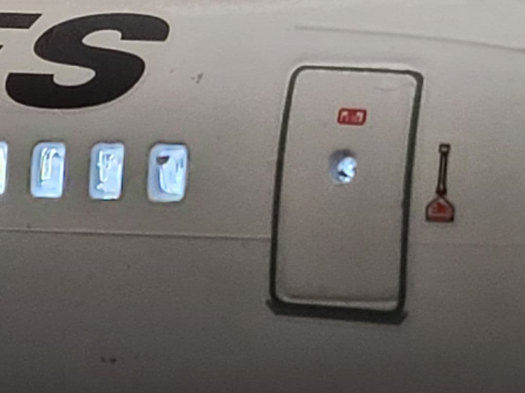 JAL 767-300ER LEDモデル完成品