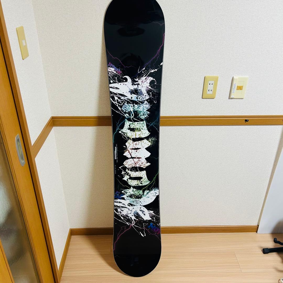 NOVEMBER ノベンバー　152cm スノーボード MID58