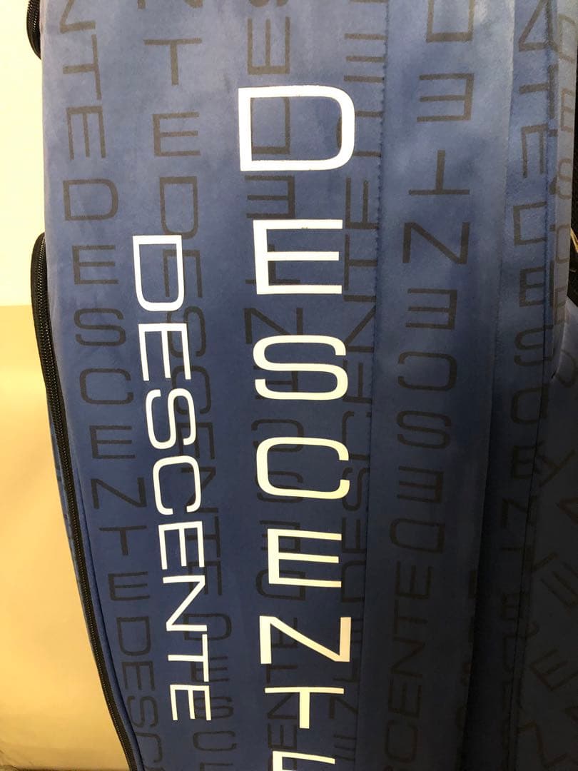 【送料込み】廃盤希少品　DESCENTE デサントゴルフ キャディバッグ　激レア