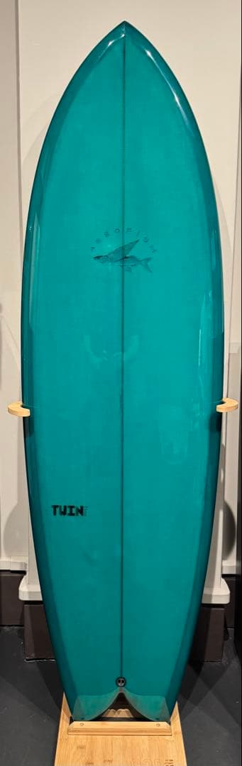 【新品】ブラジル AEROFISH SURFBOARDS製 ツインショートボード