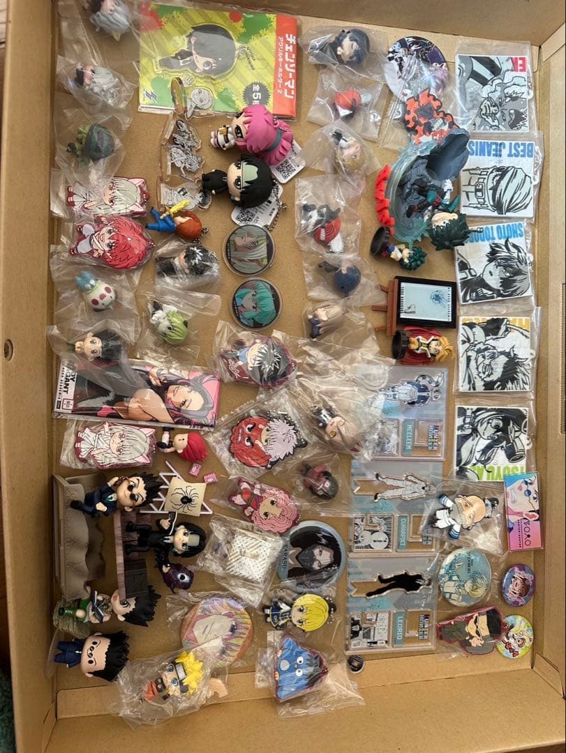 大量　アニメ　グッズ　まとめ売り　800点