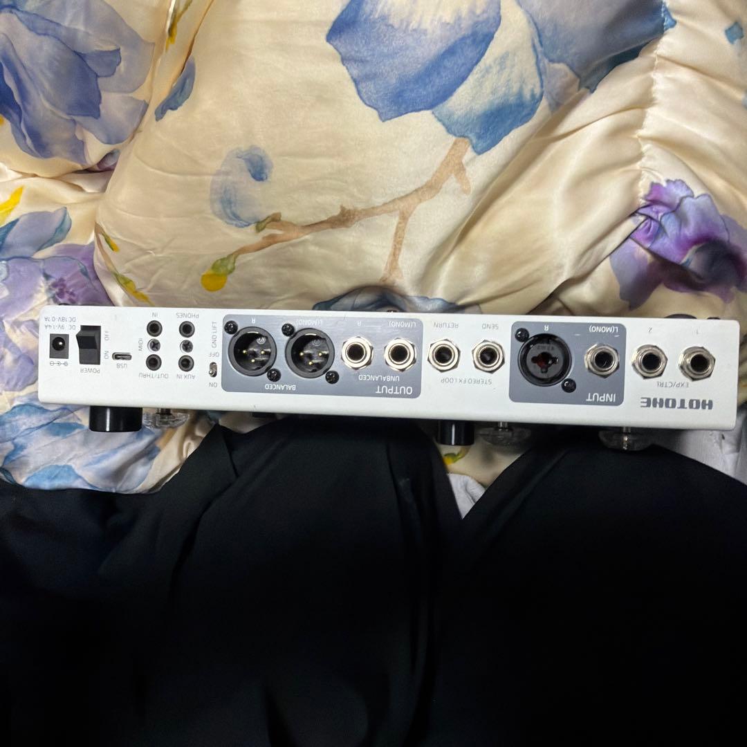 Hotone Ampero II stage ギターエフェクター
