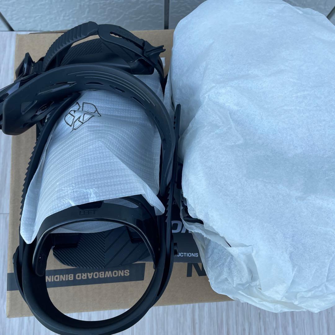 新品未使用　SALOMON RHYTHM ブラック M ビンディング